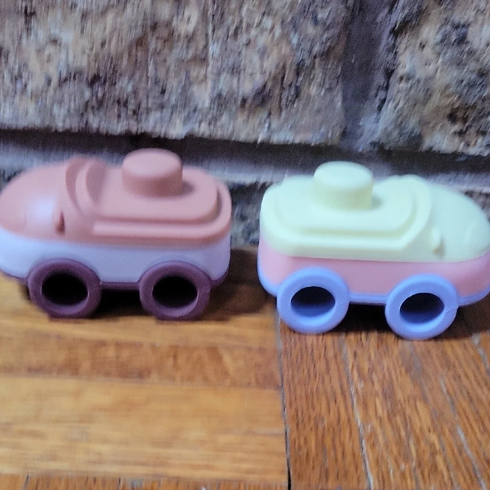 Elbebe Colorful Building Block Stackable Toy Cars NEW IN BOX